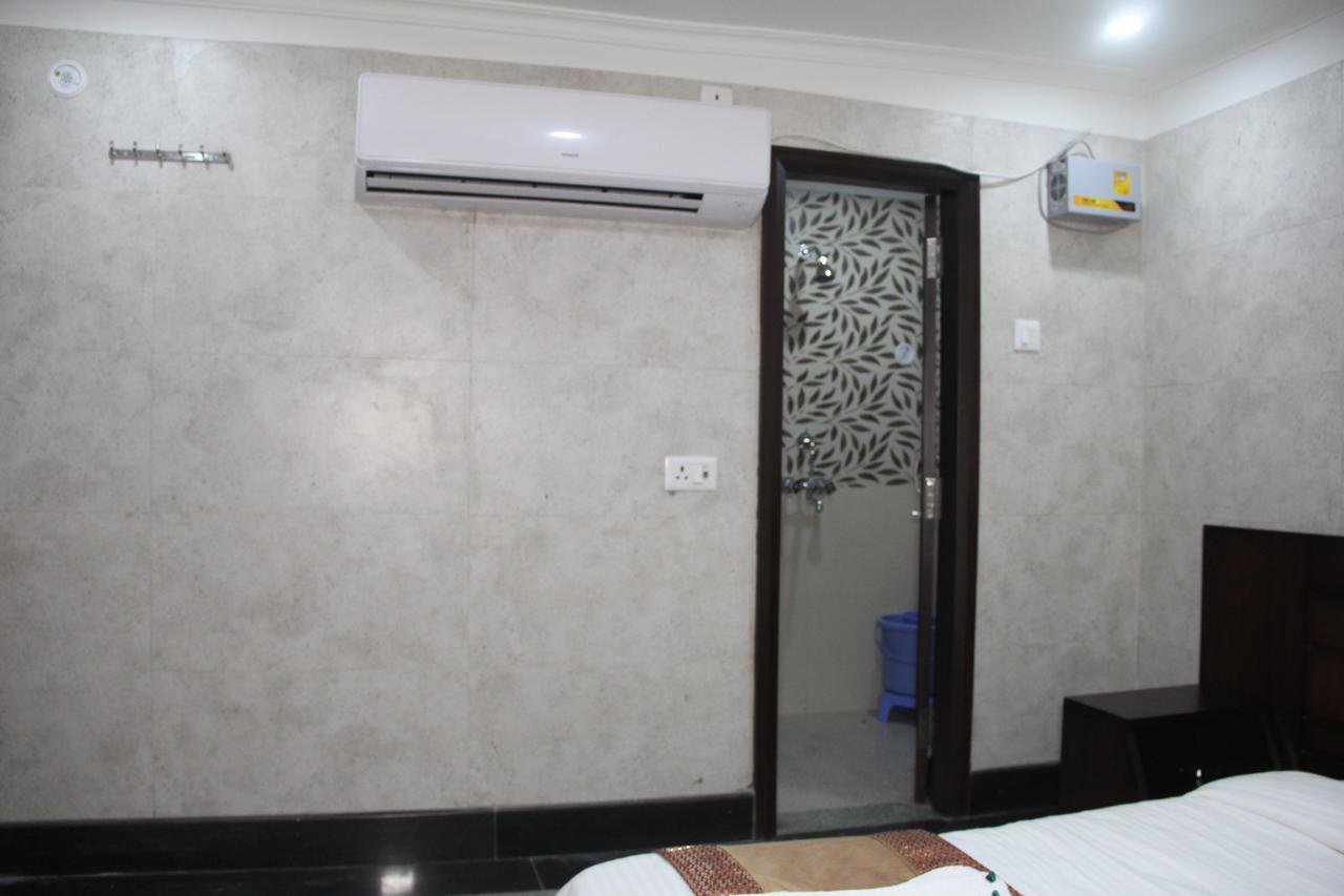 Hotel Silk Haldwāni Dış mekan fotoğraf