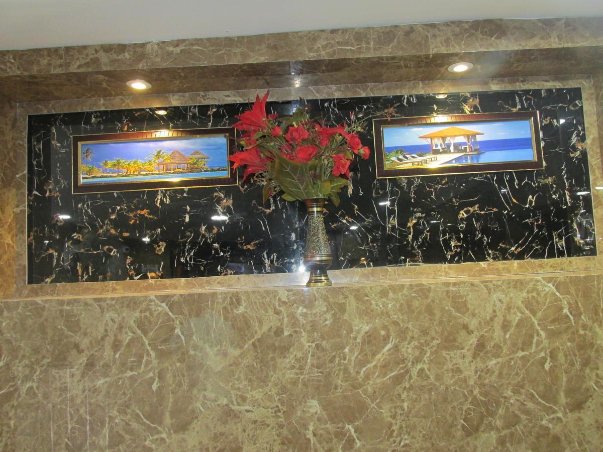 Hotel Silk Haldwāni Dış mekan fotoğraf